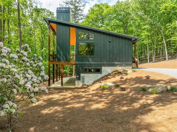 Morganton, GA 30560,221 Goldmine RD