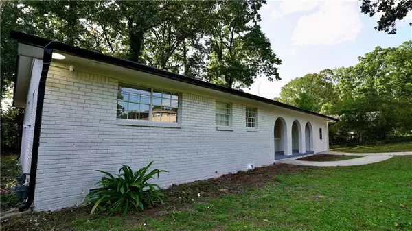 Stone Mountain, GA 30083,868 Maxey Hill CT