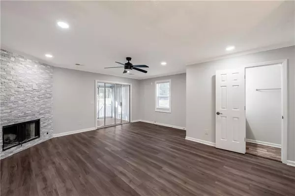 Kennesaw, GA 30144,3517 Kennesaw Station DR NW