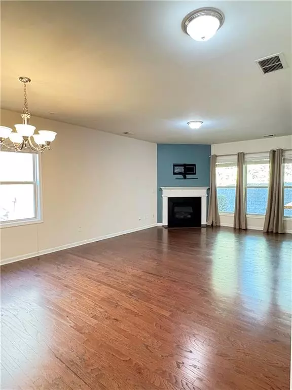 Alpharetta, GA 30004,3462 New Fawn LN