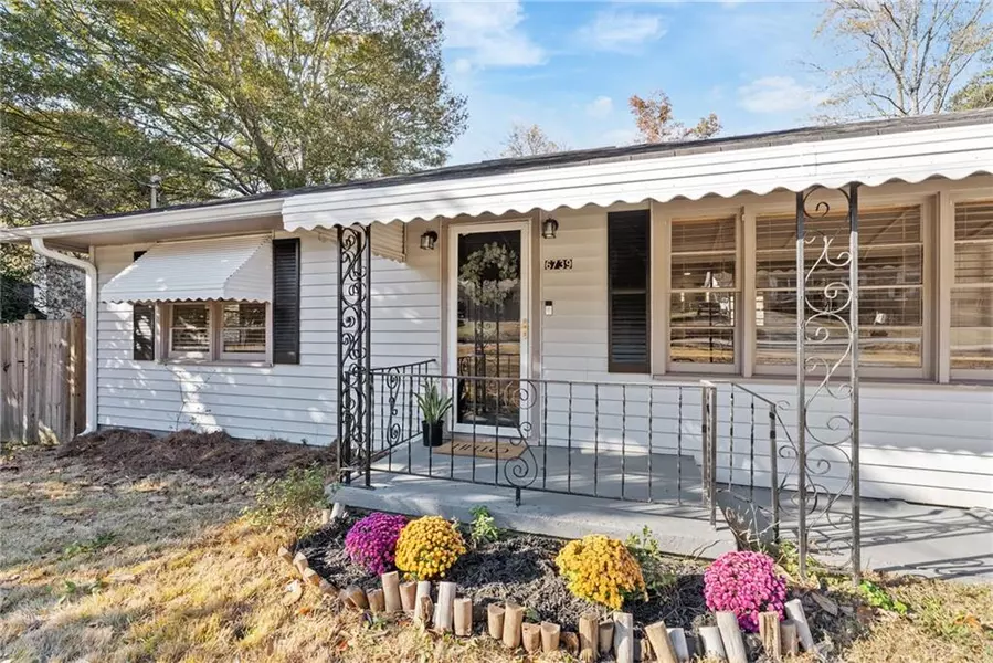 6739 Kull DR, Lithia Springs, GA 30122