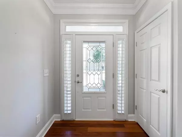 Roswell, GA 30075,820 Freedom LN