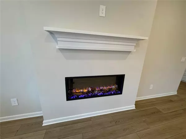 Braselton, GA 30517,2938 Sweet Red CIR