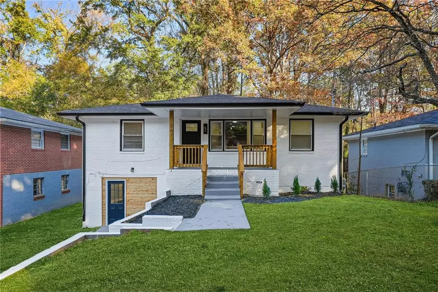 267 Hemphill School RD NW, Atlanta, GA 30331