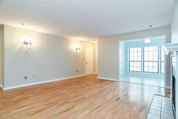 Atlanta, GA 30339,2683 Vinings Central DR SE #54