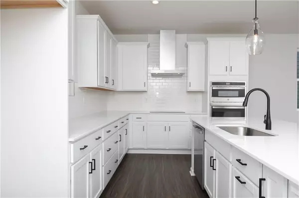 Acworth, GA 30102,648 Devon ALY