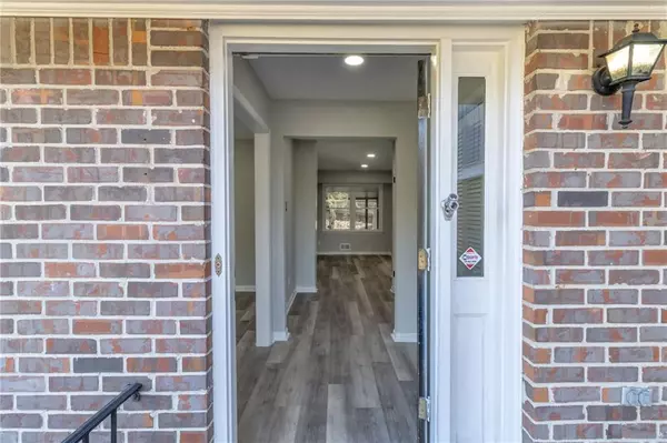 Lilburn, GA 30047,5618 Fern Creek DR SW