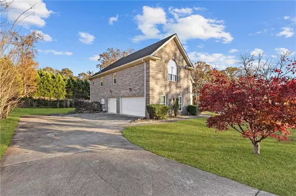 Stockbridge, GA 30281,389 Young James CIR