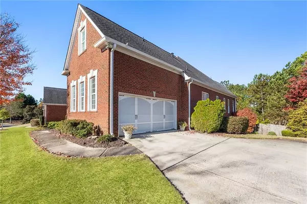 Suwanee, GA 30024,5235 Villa Lake CT