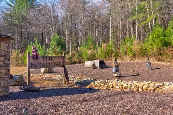 Blairsville, GA 30512,193-4 Oakwood WAY