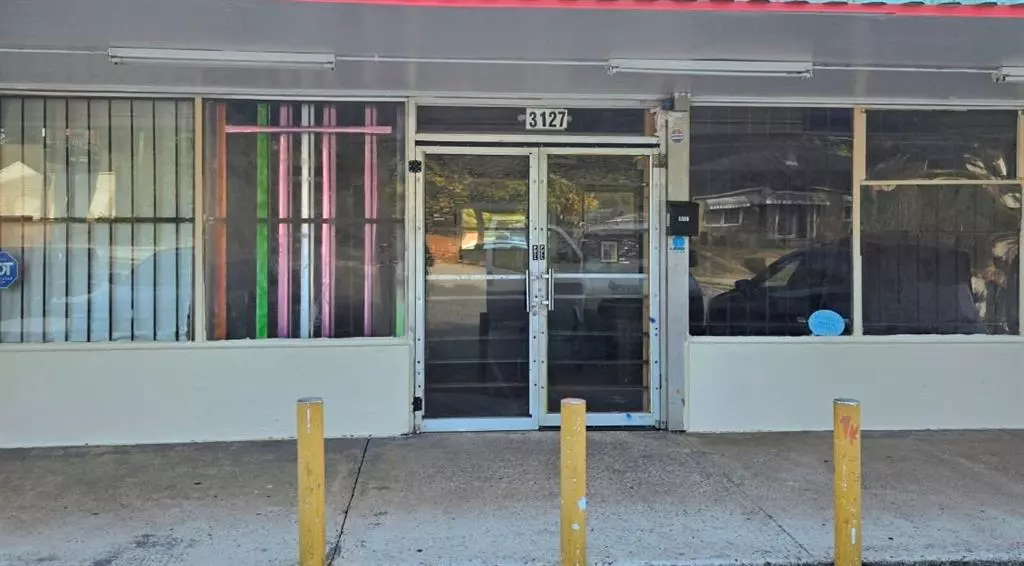 Decatur, GA 30032,3125 GLENWOOD RD #2