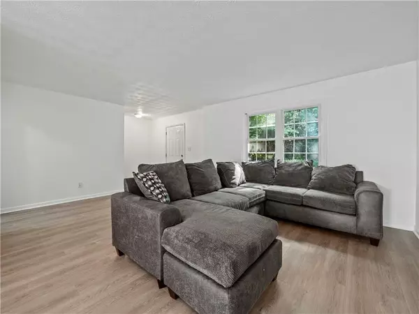 Atlanta, GA 30350,310 Winding River DR #C