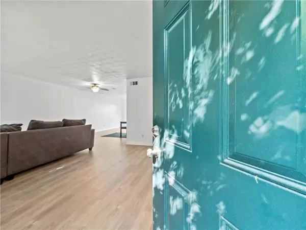 Atlanta, GA 30350,310 Winding River DR #C