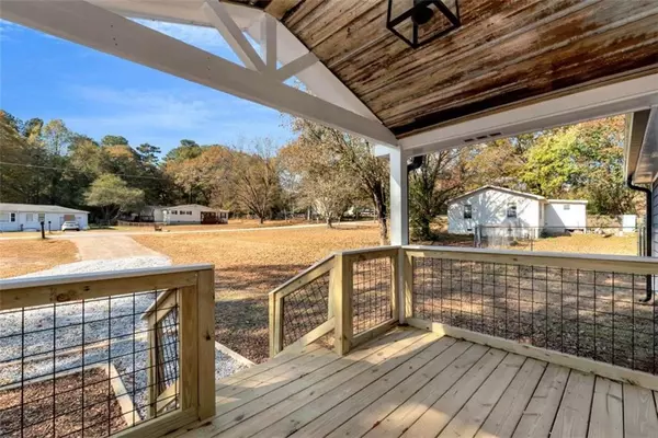 Winder, GA 30680,303 Rooks RD