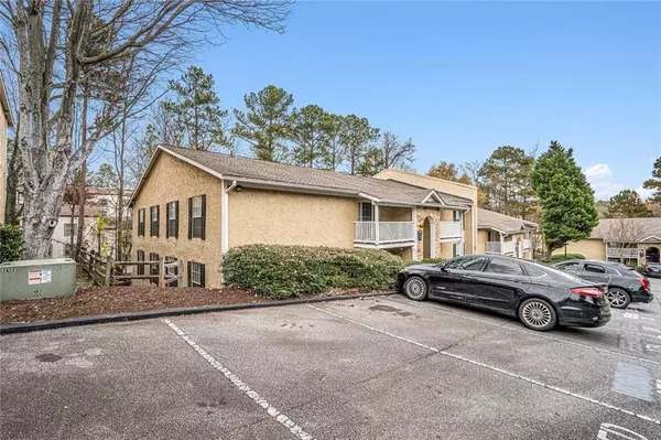 Atlanta, GA 30339,3120 Seven Pines CT #203