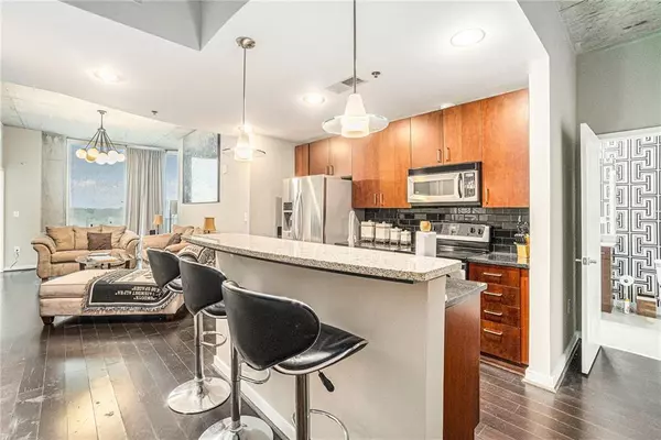 Atlanta, GA 30363,361 17th ST NW #816