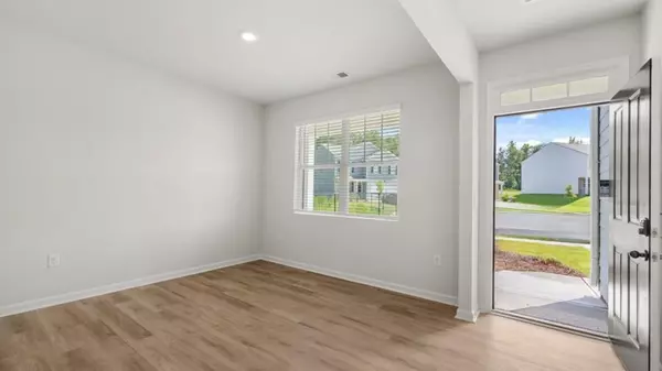 Dallas, GA 30157,517 Oak View LN