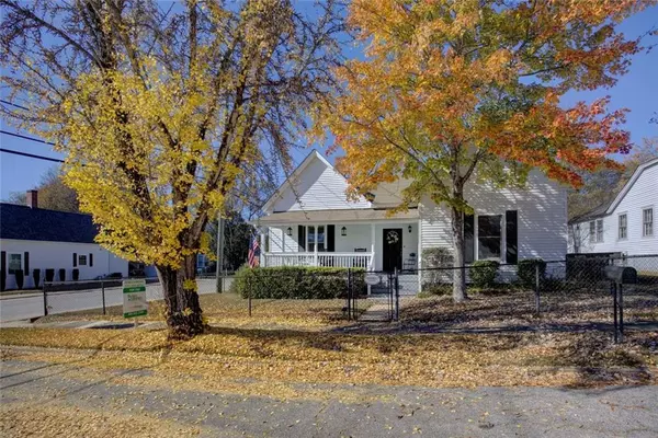 Porterdale, GA 30014,27 N Broad ST