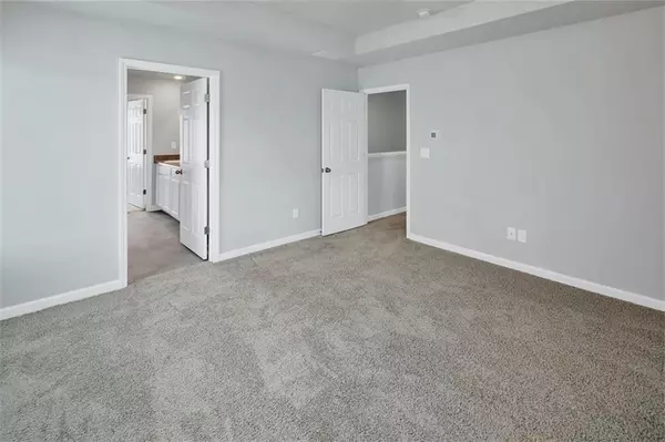 Newnan, GA 30265,221 Lauritsen WAY