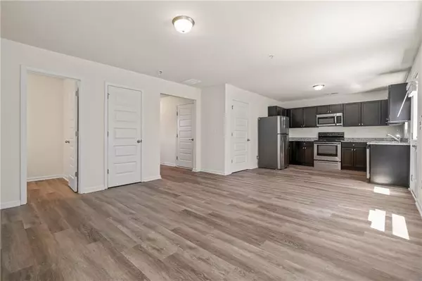 Palmetto, GA 30268,631 Carlton Pointe DR #24