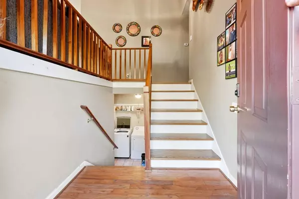 Canton, GA 30115,102 Magnolia Springs LN