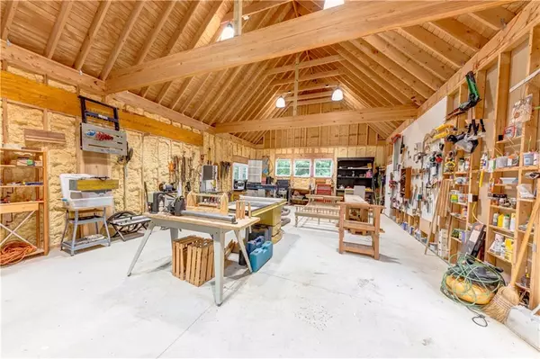 Canton, GA 30115,352 Woodmont Court