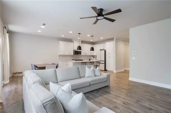 Woodstock, GA 30189,354 Hayden CIR