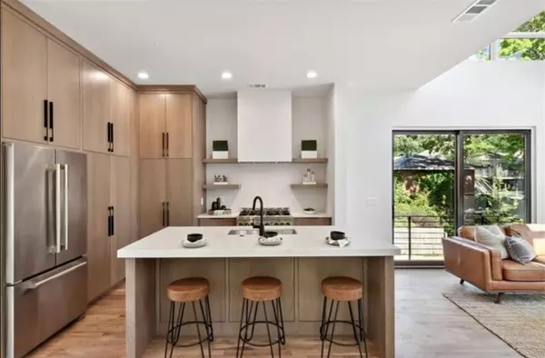 536 Highland AVE NE #B, Atlanta, GA 30312