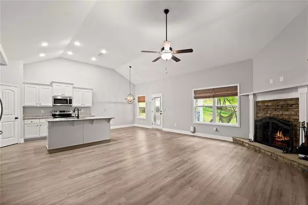 Pendergrass, GA 30567,65 Academy ST