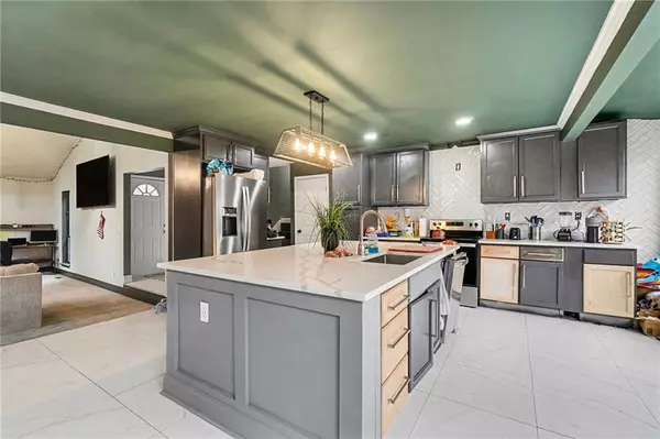 Douglasville, GA 30135,8608 Woodcreek CT