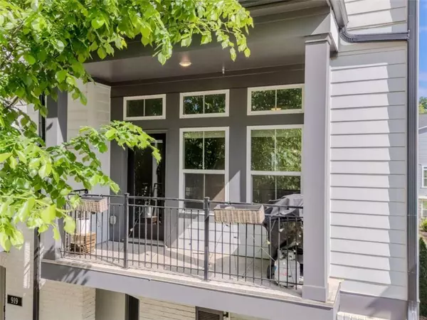 Decatur, GA 30030,915 Katie Kerr Drive