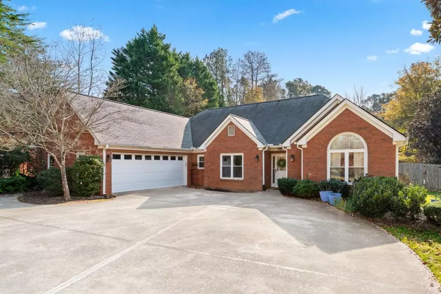 575 Herring RD, Grayson, GA 30017