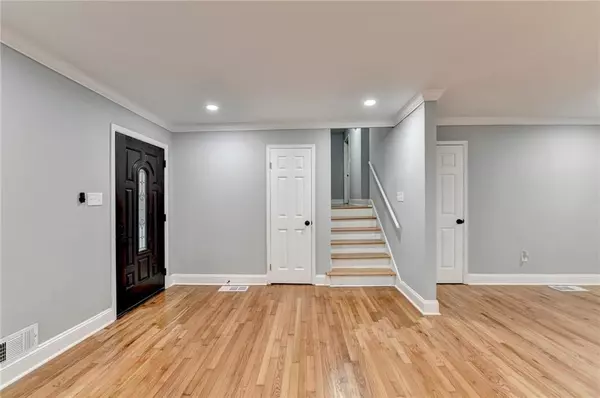 Stone Mountain, GA 30087,5169 Oxbow RD