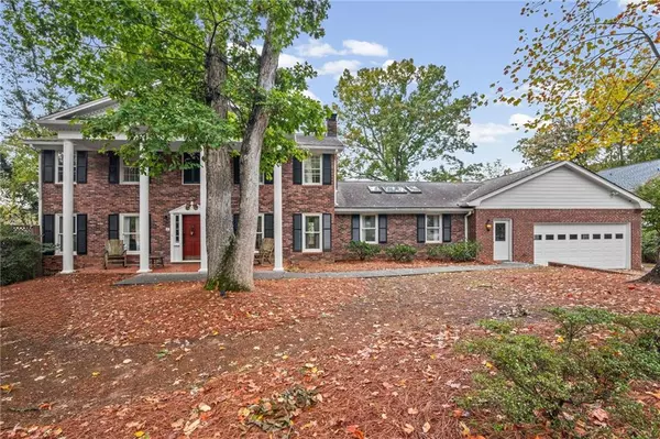 815 Sudbury RD, Atlanta, GA 30328