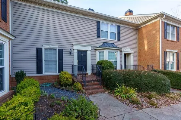 82 Mt Vernon CIR, Atlanta, GA 30338