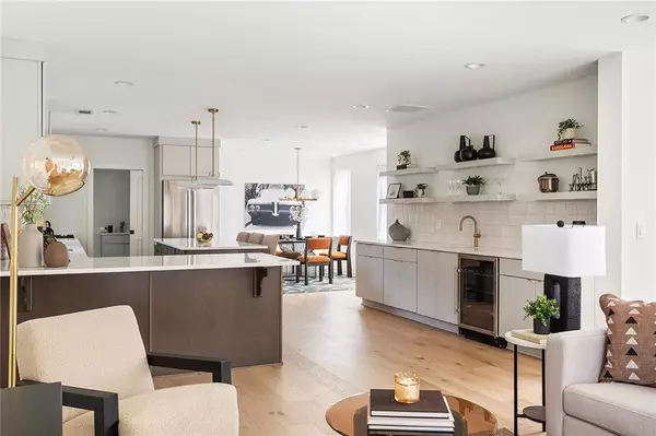 Atlanta, GA 30318,1205 Holly ST NW