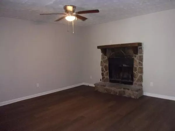 Jonesboro, GA 30238,8511 Pineland DR