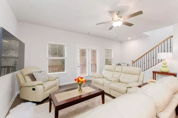 Kennesaw, GA 30144,2527 Hedgeway CIR