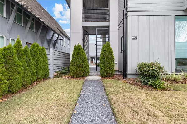 Fayetteville, GA 30214,255 High ST