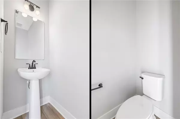 Hoschton, GA 30548,72 Clear Lake Pkwy