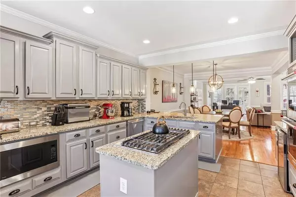 520 Vinings Estates DR SE #B04, Mableton, GA 30126