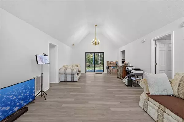 Social Circle, GA 30025,494 Spring ST