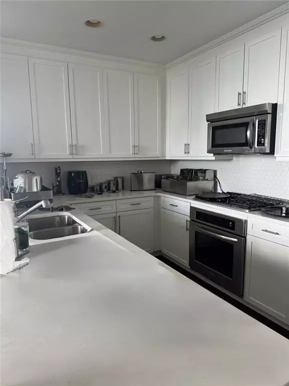 Atlanta, GA 30363,270 17th ST NW #2901