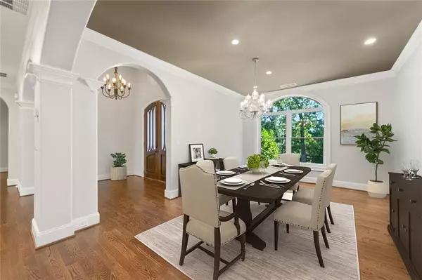 Atlanta, GA 30338,5816 Chamblee Dunwoody RD