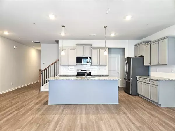 Woodstock, GA 30189,338 Lanier CIR