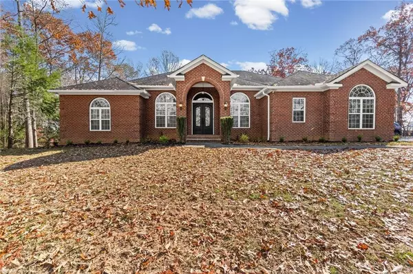 180 Cothran RD, Dawsonville, GA 30534