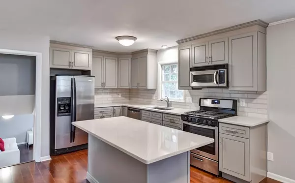 Atlanta, GA 30316,1943 Vicki LN SE