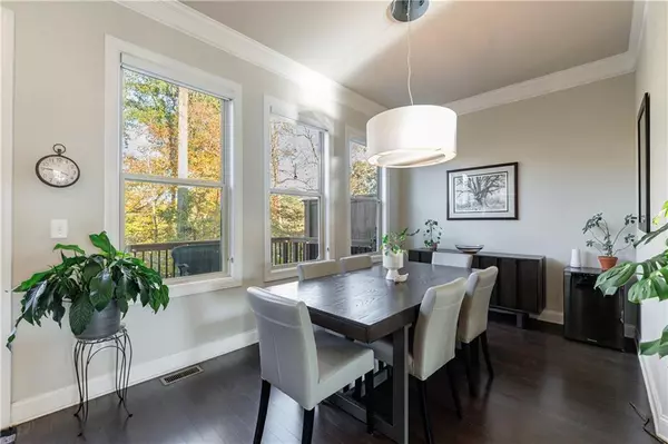 Atlanta, GA 30341,2002 Raven WAY