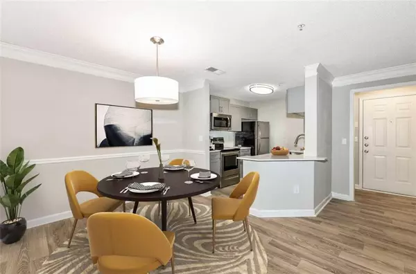 Sandy Springs, GA 30350,9200 Roberts DR #7-737