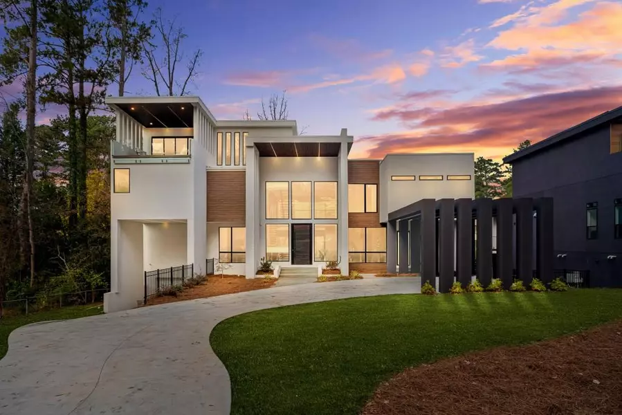 2650 Fairoaks RD, Atlanta, GA 30033